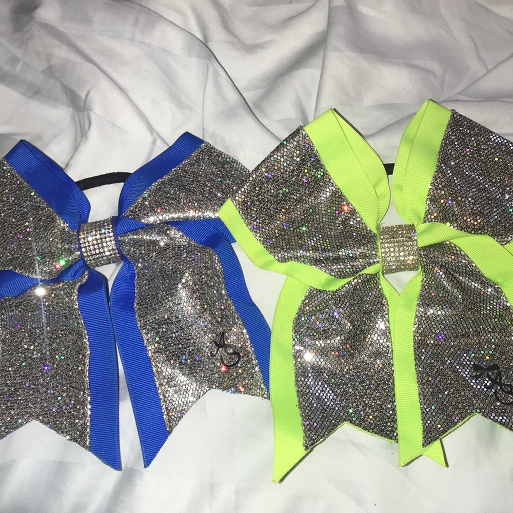 Cheer/softball bow
